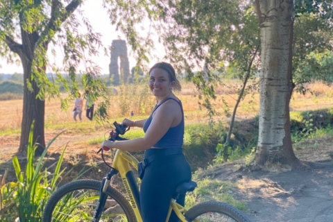 Rome: Guided Sunset E-Bike Tour With Catacombs and Aperitif Sunset Ebike tour with Catacombs and Appetizer