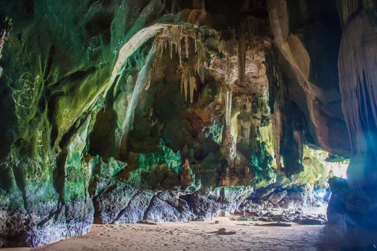 Ko Lanta: Mangrove Kayaking, Ko Talabeng, &amp; Skull Island