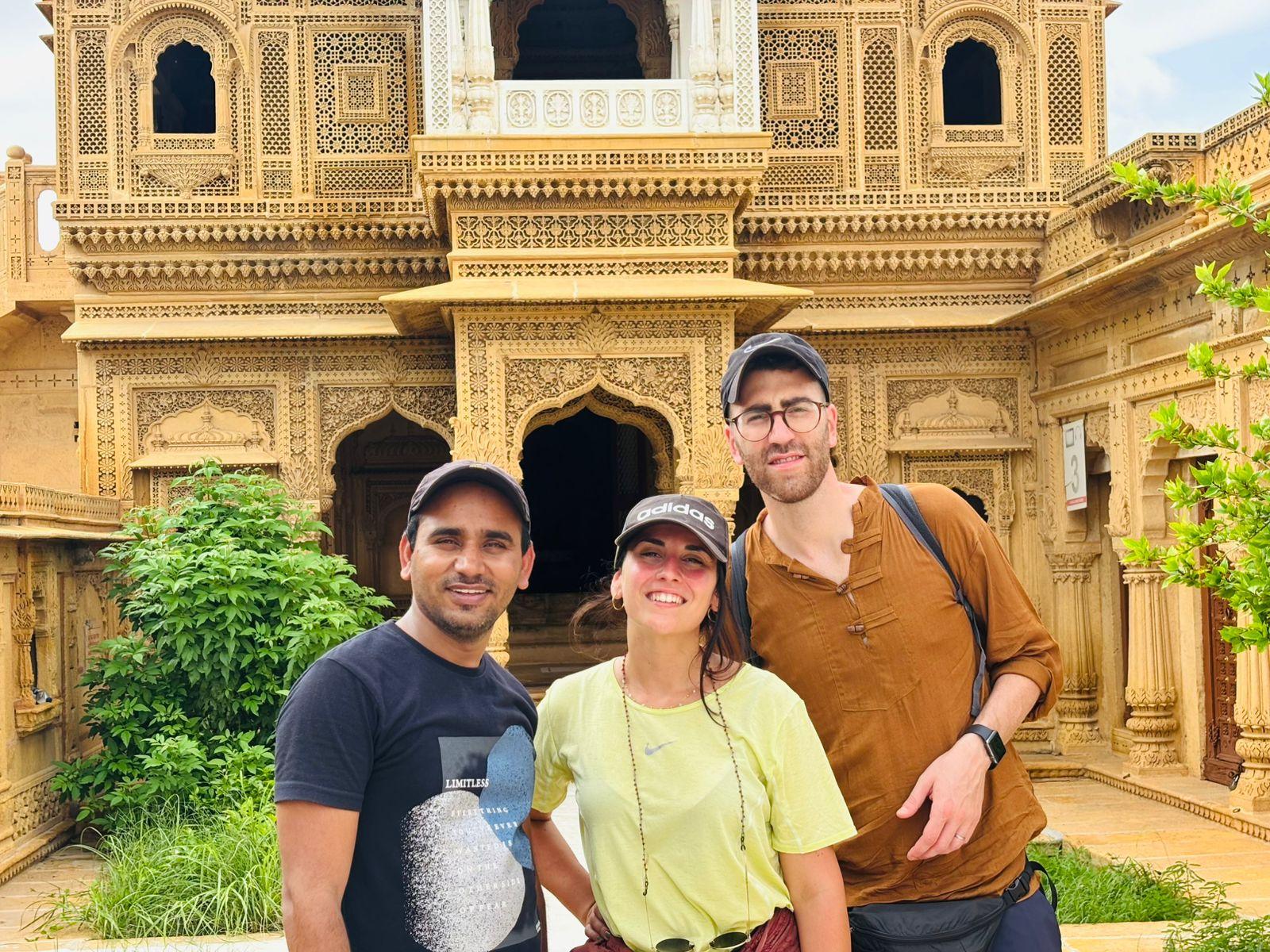 Jaisalmer: Halb- oder ganztägige Sightseeing-Tour im klimatisierten Auto mit Guide