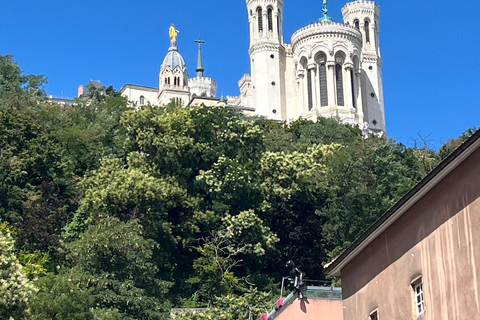 Lyon: Customizable Walking Tour with Local Guide