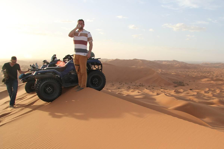 Doha Premium Wüstensafari mit Quad und KamelrittDoha Quadbike Sandboarding Wüstensafari und Kamelritt