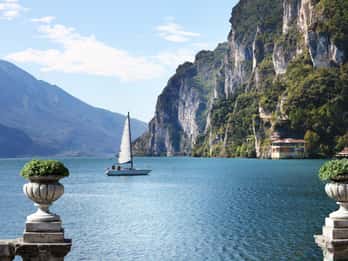 Escursione privata di un giorno da Venezia al Lago di Garda e ritorno