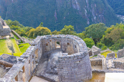 Machu Picchu Official Tour: Entrance Ticket & Expert Guide Circuit 1: The Ultimate Postcard View Route