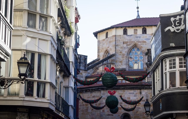 Christmas Charm of Bilbao: A Historic Walk