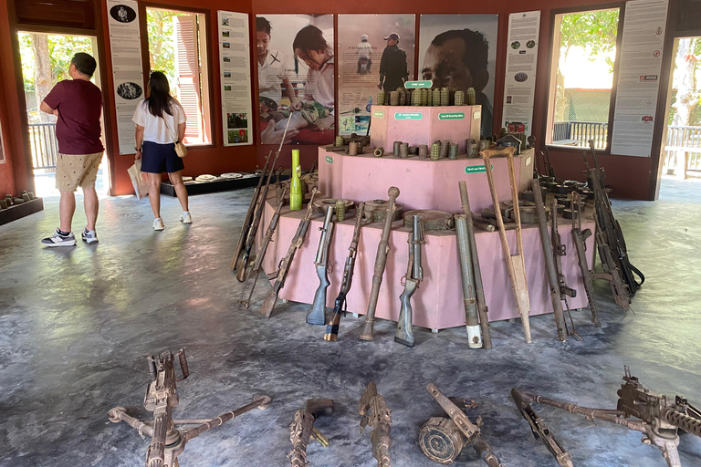 Siem Reap: Ancient Reservoir Secluded Sunset Boat Ride Ancient Reservoir Sunset with Guide