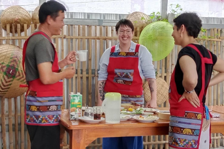 Bangkok: cucina autentico cibo thai con Smart CookBangkok: cucina il vero cibo thailandese con Smart Cook