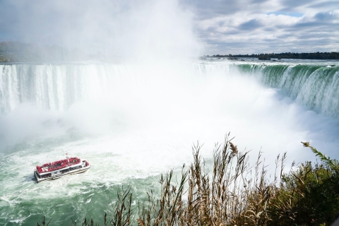 Toronto: Niagara Falls Day Trip with Boat Cruise Niagara Falls Day tour with Cruise & Niagara on the Lake