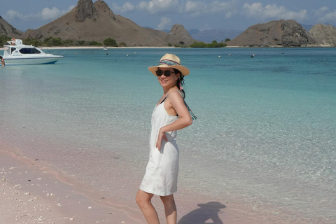 Labuan Bajo: 3-Day Komodo Liveaboard Adventure with VIP Boat