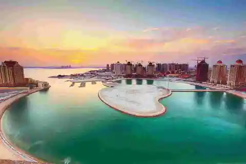 Doha: Stadtausflug/Souq Waqif/Katara/Perleninsel/Lusail