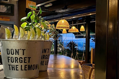 Bogotá: Rooftop Drinks, Dinner & VIP Nightclub Experience