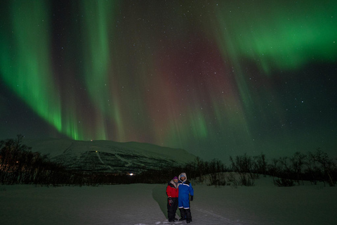 Kiruna: Abisko Northern Lights Tour with photos & transfers
