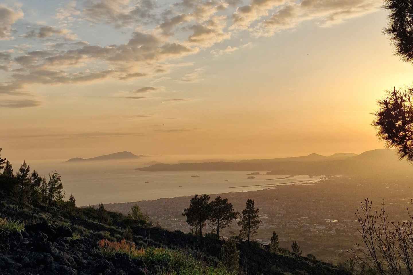 Escursione sul fiume di lava - Parco Nazionale del Vesuvio con Enzo