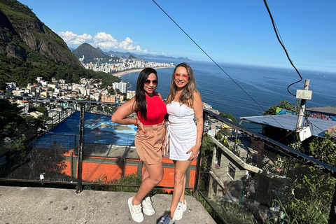 Tour dei bar della Favela Vidigal: Alto Vidigal e belvedereTour dei bar della favela Vidigal: Alto Vidigal e belvedere