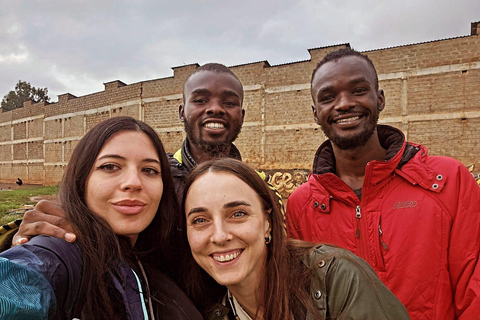 Nairobi: tour a piedi guidato della baraccopoli di Kibera
