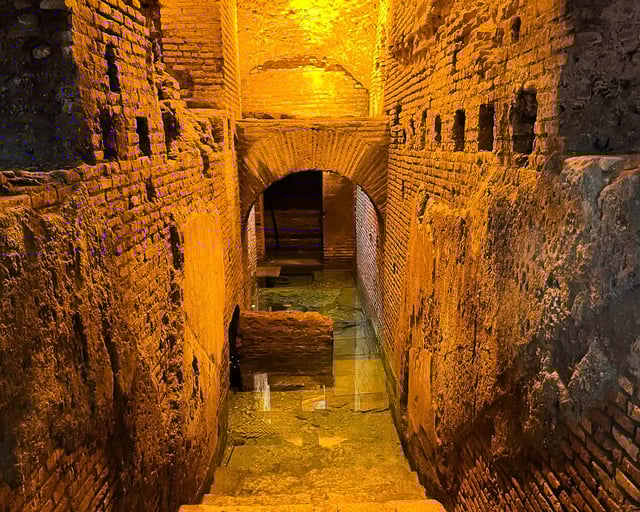 Roma: Tour a piedi dell&#039;acquedotto sotterraneo della Fontana di Trevi