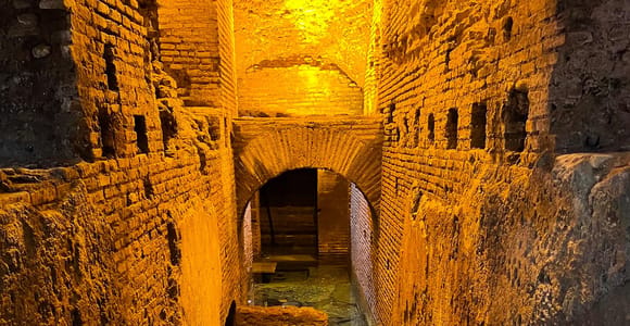 Trevi Fountain Underground Aqueduct and Spanish Steps Tour