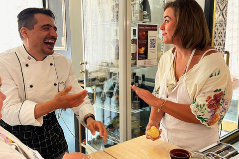 佛罗伦萨：意面制作课程，含晚餐、葡萄酒和... 唱歌！佛罗伦萨：意面制作课程，含晚餐、葡萄酒...还有歌唱！