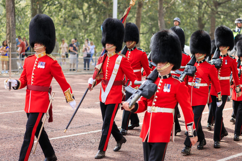 London: Big Ben, Churchill War Rooms & Buck'ham Palace Tour