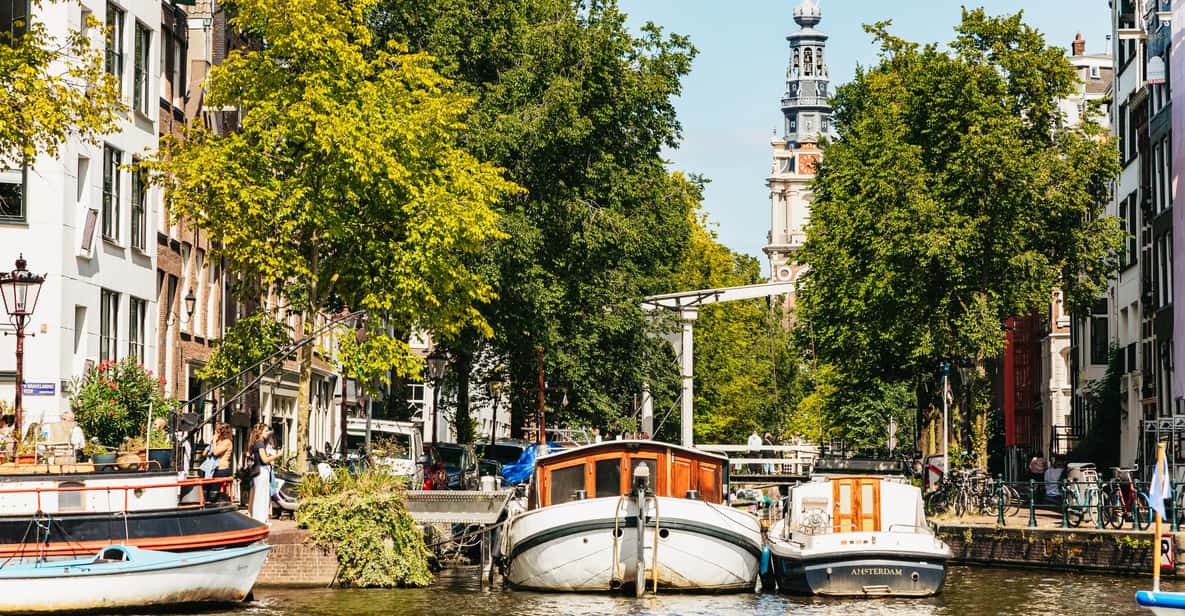 Afbeelding 1 van Amsterdam: Grachtenrondvaart in open boot met drankoptie