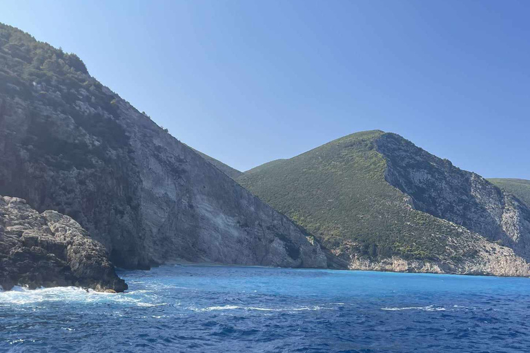 Zakynthos: Rejs dookoła wyspy i żółwie przez EuroskyWrak statku Blue Caves &amp; Turtles Island Ceri Caves