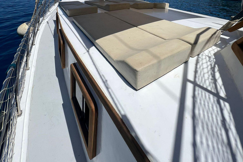 Fethiye: Private Boat Tour with BBQ and Hotel Transfer