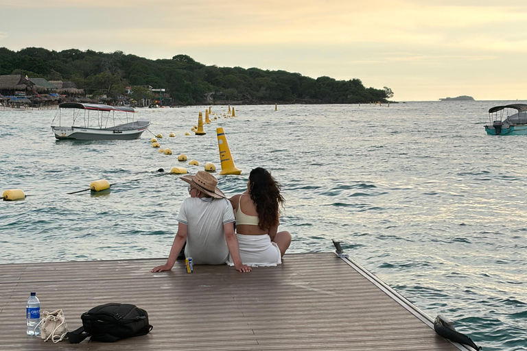 Private visit to Playa Blanca Barú with lunch included Visit Playa Blanca Baru Private with lunch included