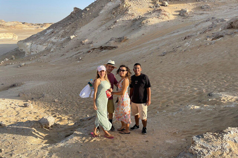 Caïro: dagtrip met woestijn en Bahariya Oasis met maaltijden