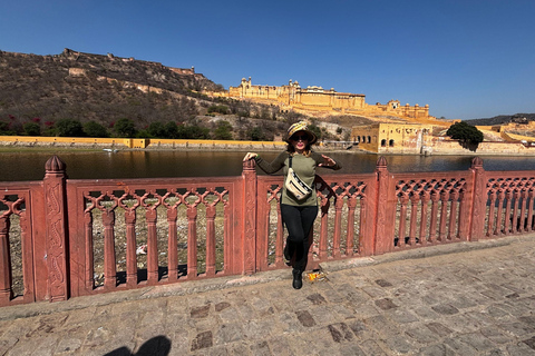 Jaipur: Full Day Sightseeing Tour by Private Car with Guide Jaipur Day Tour with Private car + Guide + Lunch