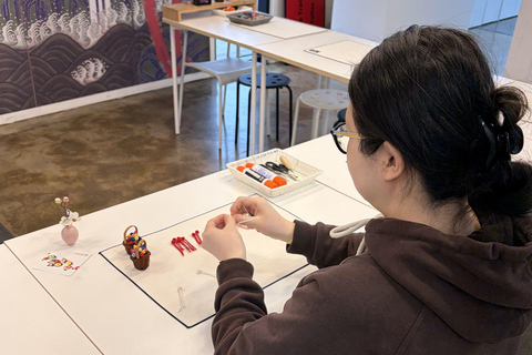 Seoul: Korean Knot Art Workshop with Souvenir Knot Art Workshop - Knot Wind Chime