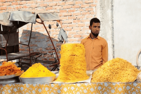 Jaipur Street Food Crawl -2 Hours Guided Local Food Tasting