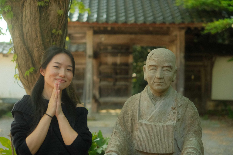 Kanazawa: Guided Walking Tour with Photoshoot