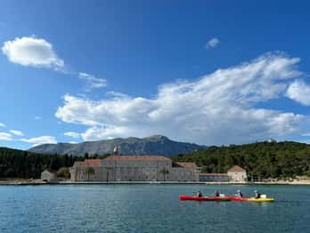 Excursión en Kayak por el Archipiélago de Korcula