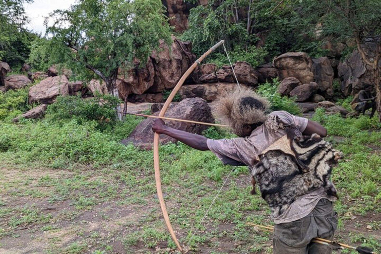 Safari de 2 días con la tribu HadzabeTribu Hadzabe de 2 días