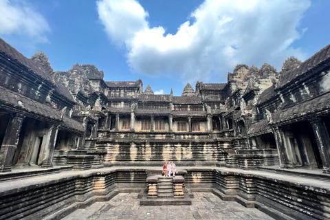 Tour Privado del Amanecer de Angkor en Vehículo con Aire Acondicionado