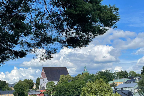 Dúo privado Helsinki y Porvoo en cocheDúo de un día en coche entre Helsinki y Porvoo