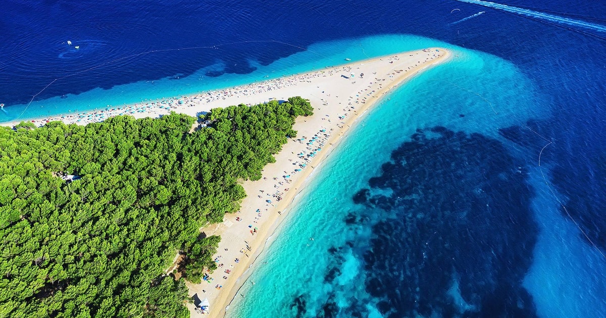 Split: Brač'ı Bir Günde Keşfedin: Tarih, Yemek ve Zlatni Rat | GetYourGuide