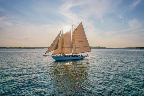 Portland, Maine: Sunset Windjammer Cruise Along the Coast