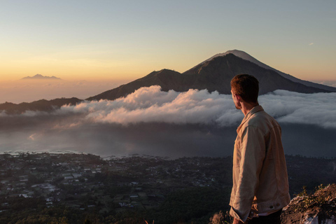 Bali: Mount Batur Sunrise Hike with Hot Springs & Breakfast