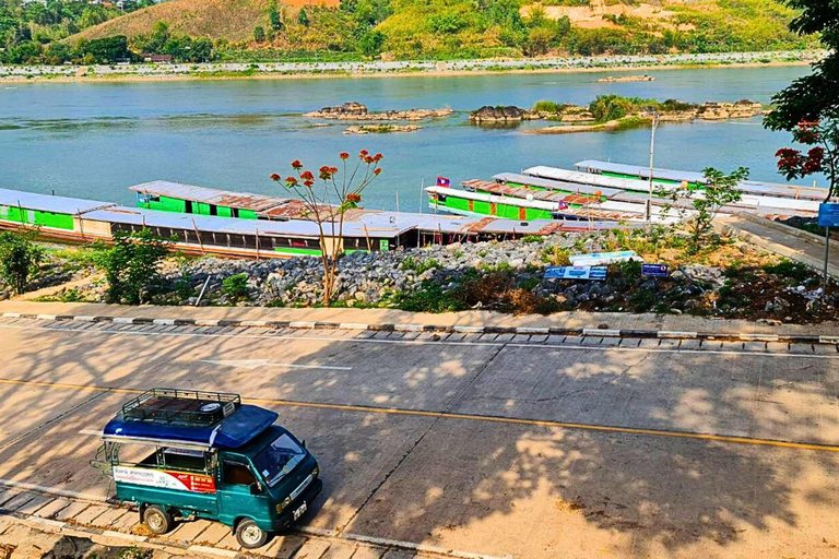 Depuis Luang Prabang : Bateau lent vers Huay Xai 2 jours, 1 nuit