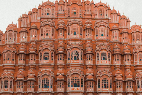 Jaipur Full-Day Sightseeing Tour From Delhi By Private Car Tour with Car, Guide, Entry Tickets and Meal