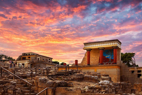 Palais minoen et musée archéologique de Knossos depuis Héraklion