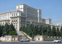 Tour guiada en español en el Palacio del Parlamento en Bucarest - Housity