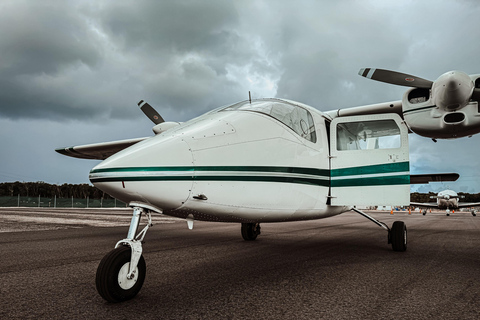 Miami Beach & Ocean Views: Private Air Tour for group of 4.