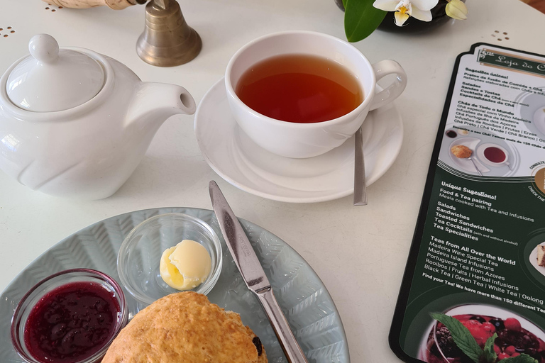 Sunday Stroll in Funchal: Bites and Delights
