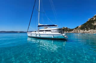 Bonifacio mit dem Segelboot 7 Std.: Luxus, Entspannung und herrliche Landschaften