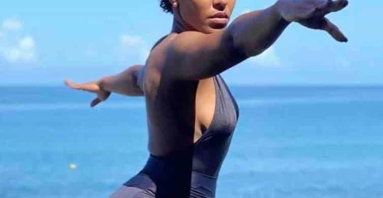 Yoga sur la plage et atelier de beauté créole naturelle