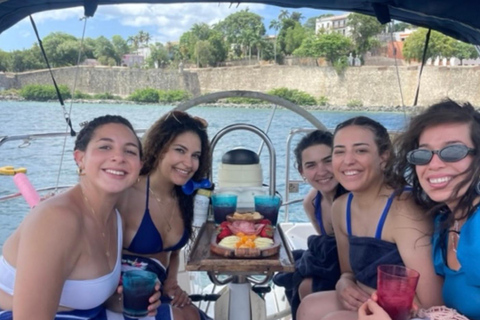 Visite privée du coucher de soleil ou de la baie avec boissons et tapas gratuitesExcursions privées au coucher du soleil ou dans la baie avec boissons et tapas gratuites