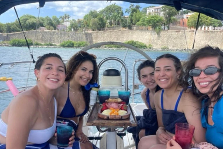 Visite privée du coucher de soleil ou de la baie avec boissons et tapas gratuitesExcursions privées au coucher du soleil ou dans la baie avec boissons et tapas gratuites