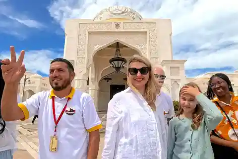 Abu Dhabi: Tour a pie por el interior de Qasr Al Watan