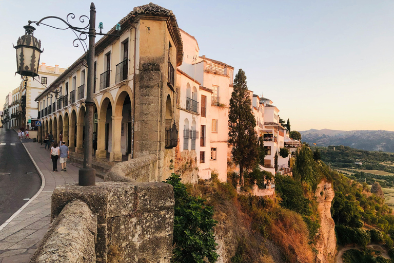 Málaga: Ronda, Marbella, and Puerto Banús Day Trip